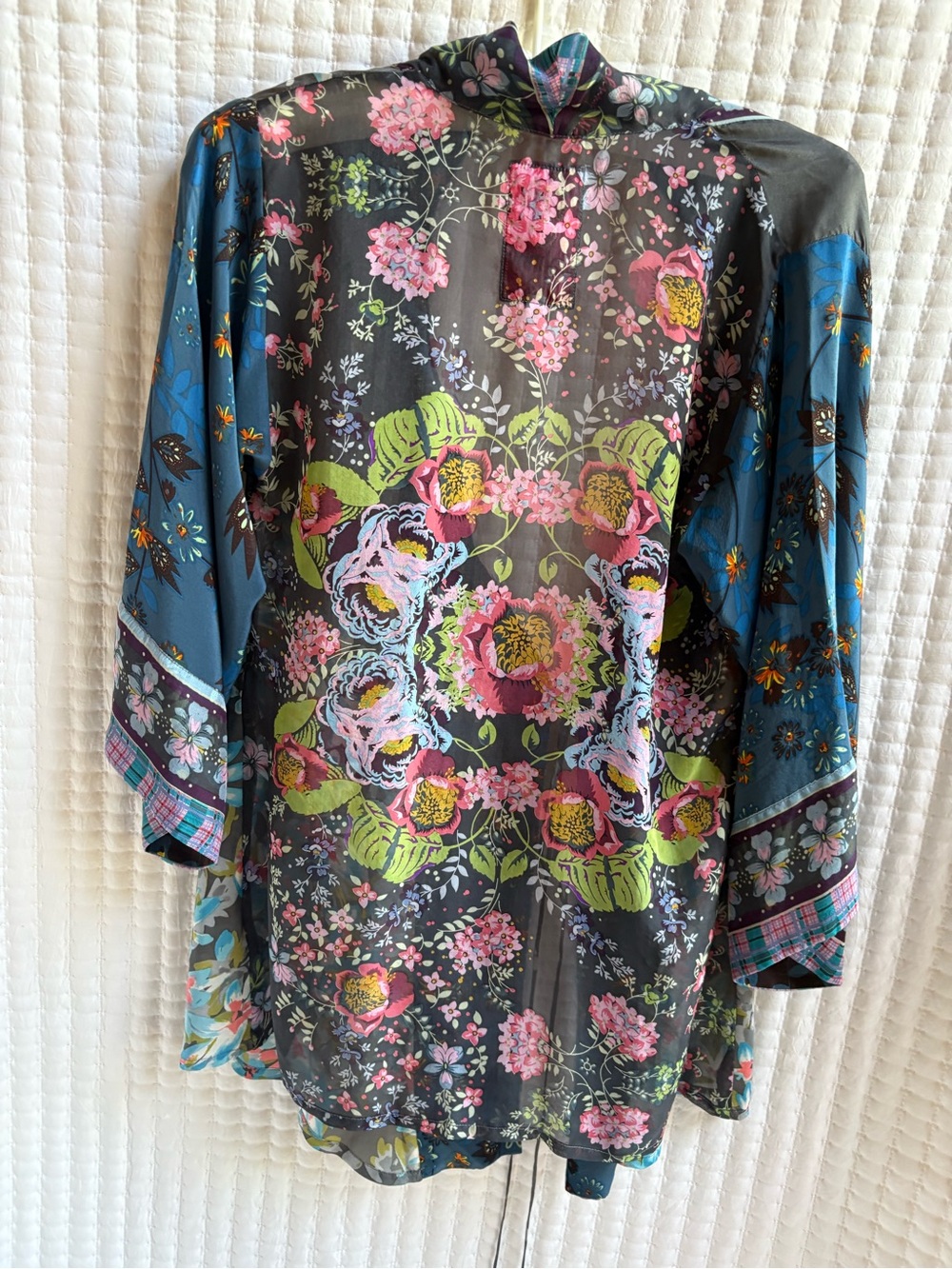 Johnny Was 100% Silk Kimono Robe XS